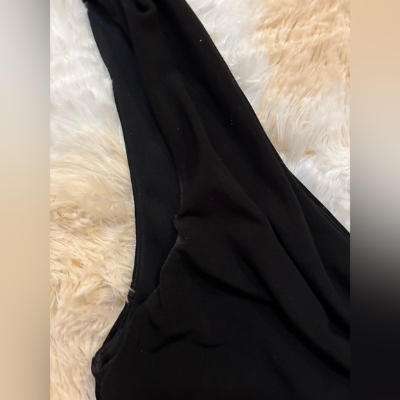 ‼️ Sale ‼️ Connected Apparel Black Ruffly Dress - Picture 3 of 16